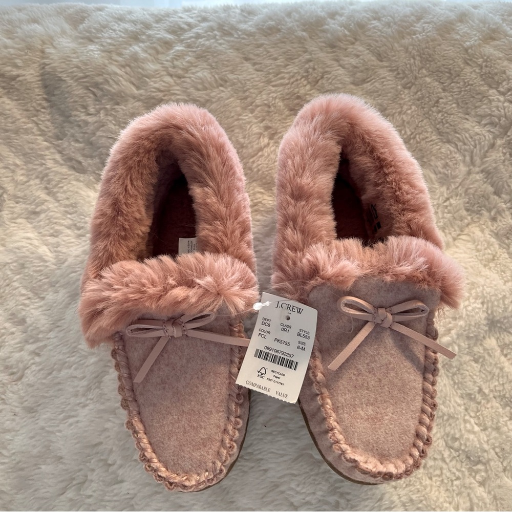 NEW J. Crew Women’s Pink Slippers